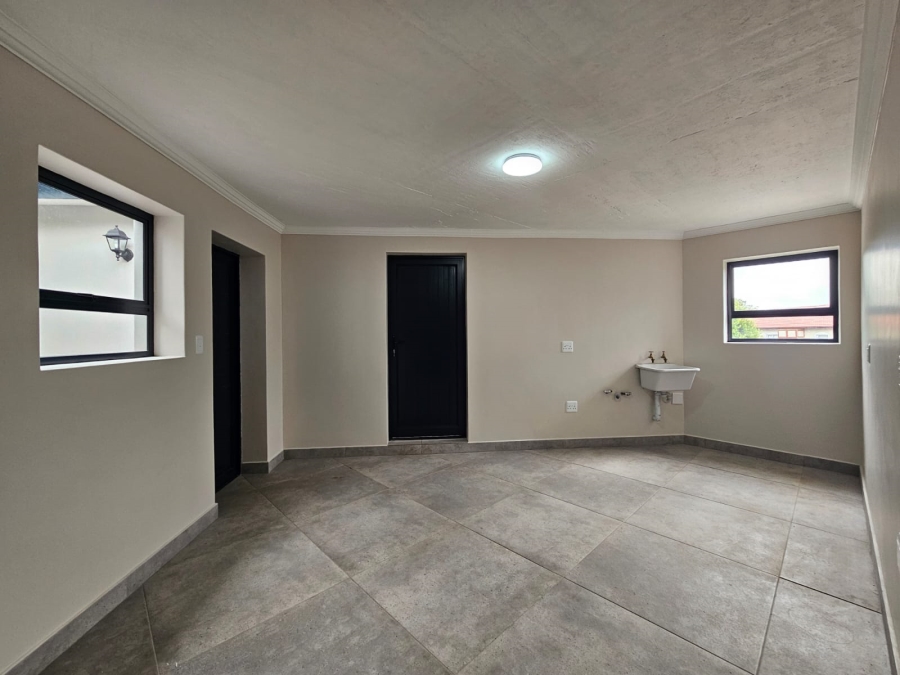 4 Bedroom Property for Sale in Stilbaai Wes Western Cape